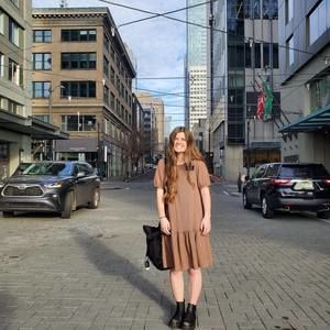 Meet your Posher, Kayla